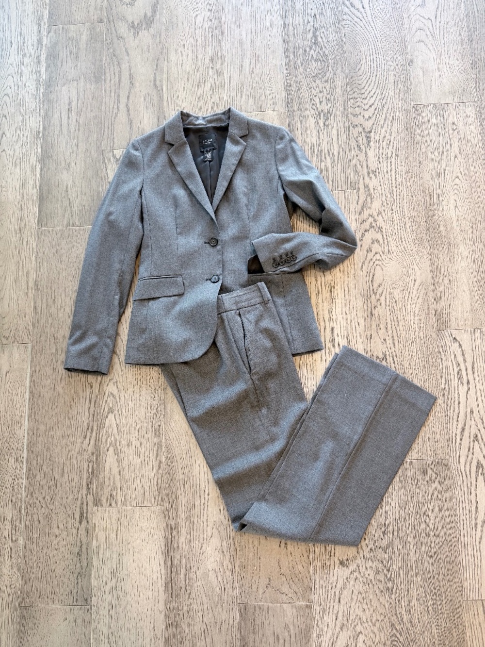 J.Crew Gray Wool Blend 2-Piece Suit - Jacket Size 2, Pant Size 4